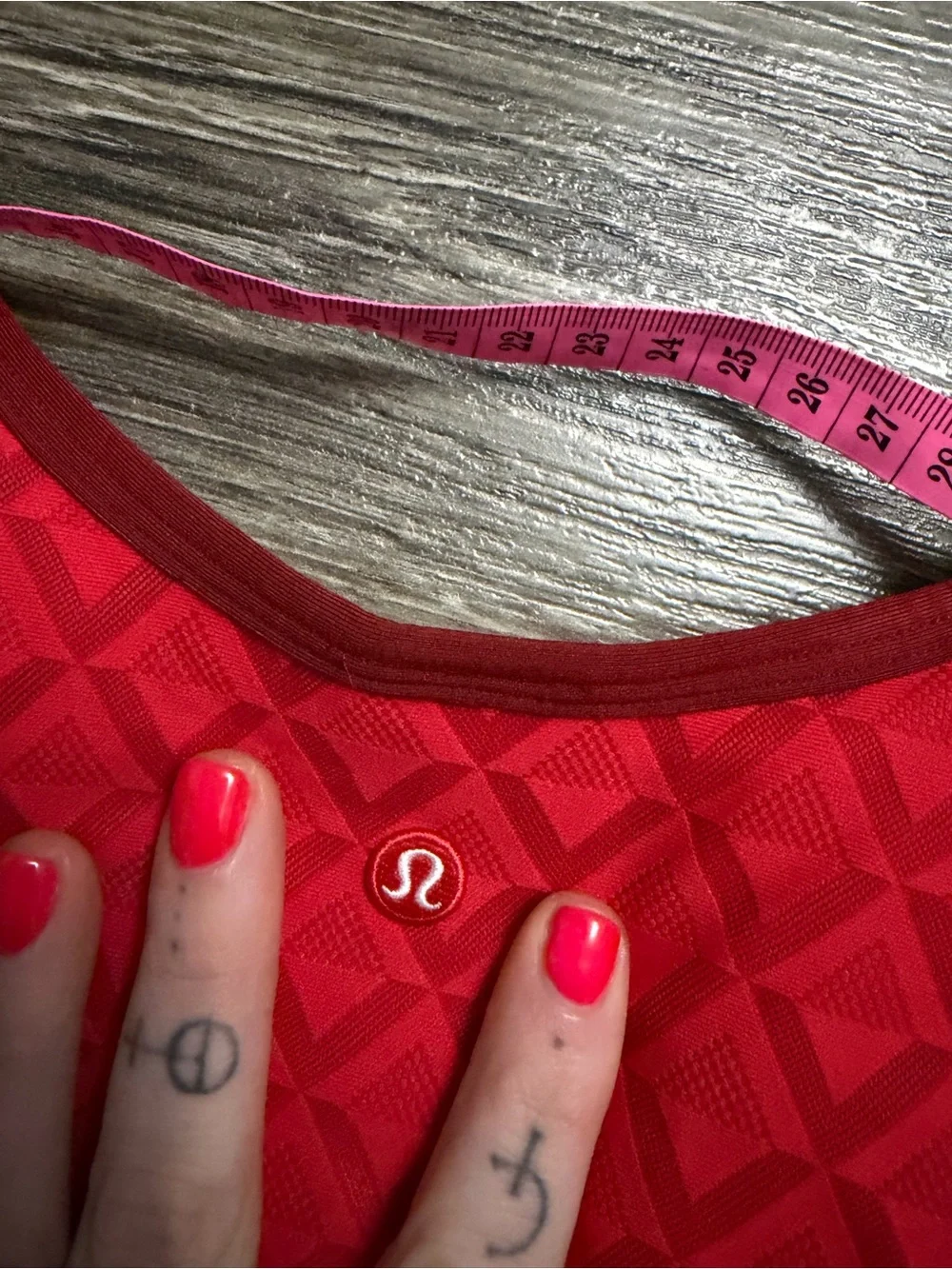 NWT Lululemon Textured Mesh Tennis Tank Top (Lulu Red/Dark Sport Red) Size XL